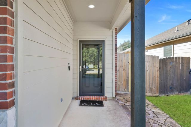 9466 E Woodmark, Conroe, TX 77304