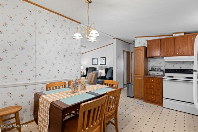7203 Banner Street SW, Ocean Isle Beach, NC 28469