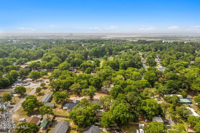7203 Banner Street SW, Ocean Isle Beach, NC 28469
