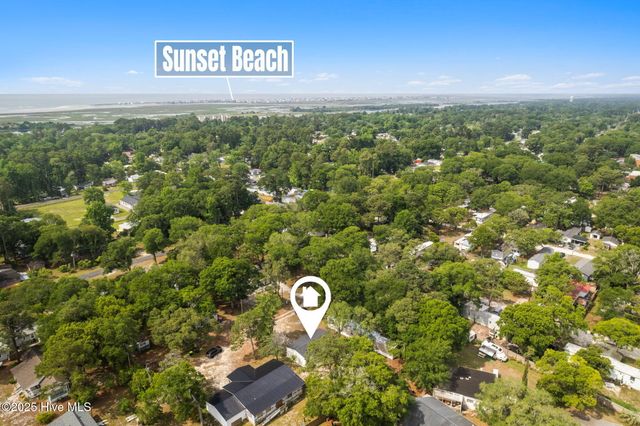 7203 Banner Street SW, Ocean Isle Beach, NC 28469