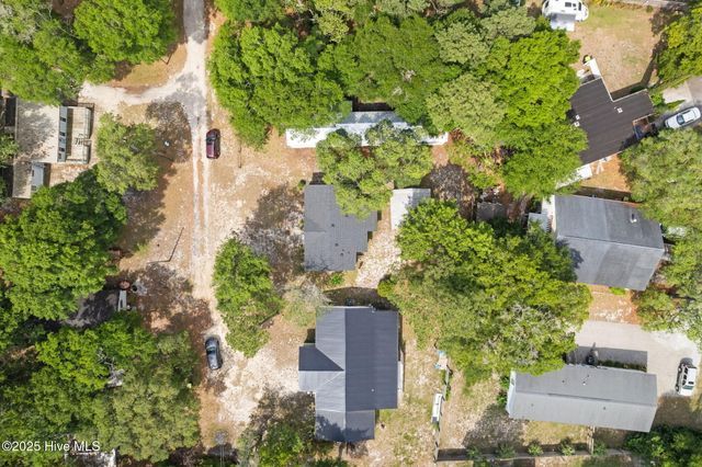 7203 Banner Street SW, Ocean Isle Beach, NC 28469