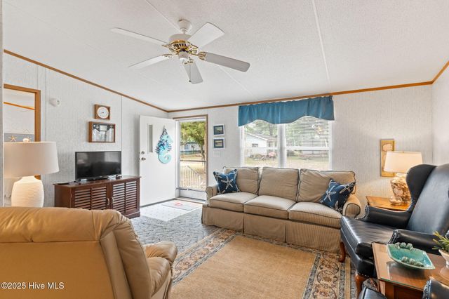 7203 Banner Street SW, Ocean Isle Beach, NC 28469