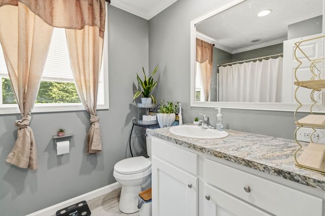 3163 White Oak Road, London, KY 40741