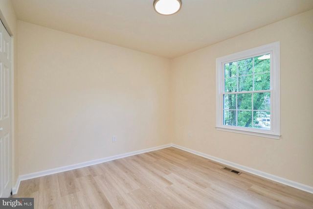 9718 LOCH LINDEN CT, Fairfax, VA 22032