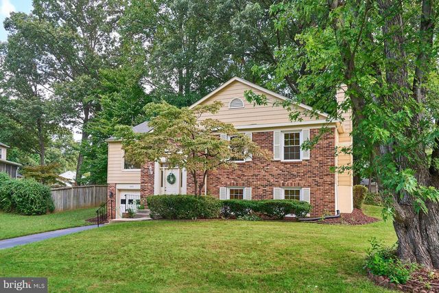9718 LOCH LINDEN CT, Fairfax, VA 22032