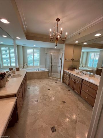 285 Grande WAY 701, Naples, FL 34110