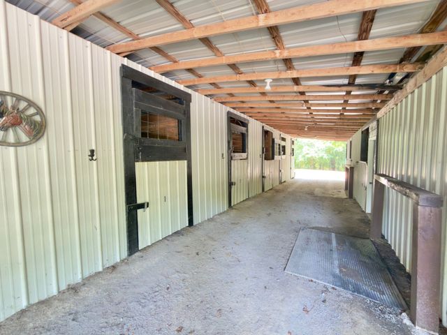7474 Nashville Hwy, Dowelltown, TN 37059