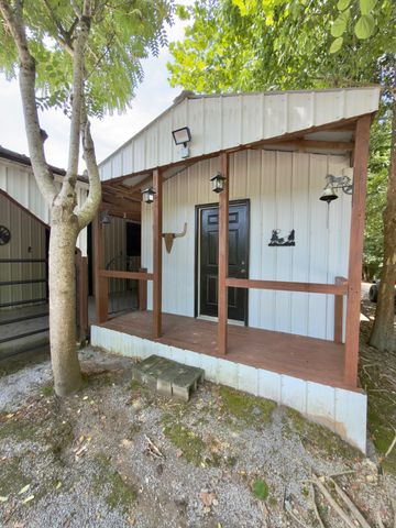 7474 Nashville Hwy, Dowelltown, TN 37059