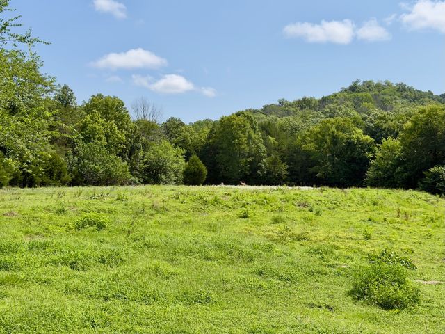 7474 Nashville Hwy, Dowelltown, TN 37059