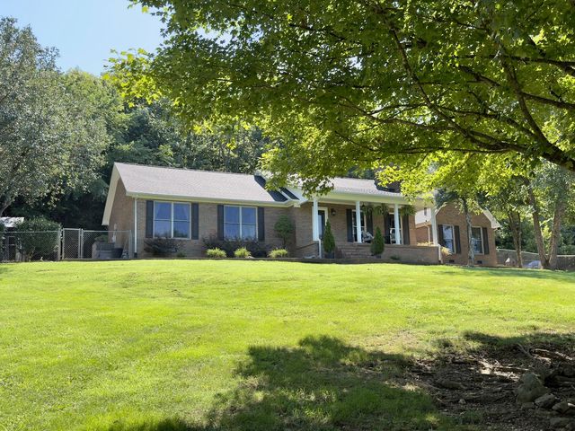 7474 Nashville Hwy, Dowelltown, TN 37059