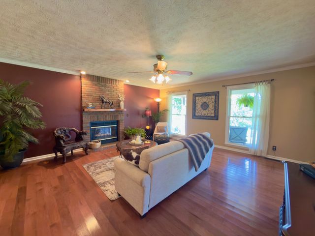 7474 Nashville Hwy, Dowelltown, TN 37059