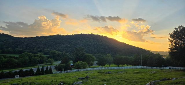 7474 Nashville Hwy, Dowelltown, TN 37059