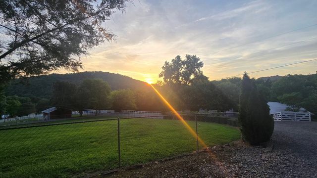 7474 Nashville Hwy, Dowelltown, TN 37059