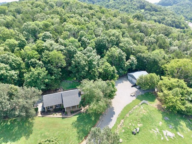 7474 Nashville Hwy, Dowelltown, TN 37059
