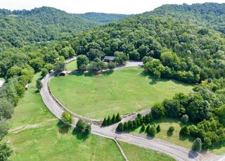 7474 Nashville Hwy, Dowelltown, TN 37059
