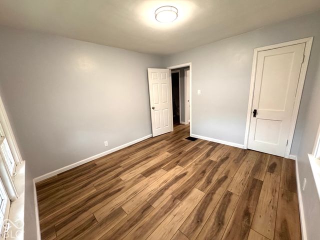 18 N Pershing Avenue, Indianapolis, IN 46222