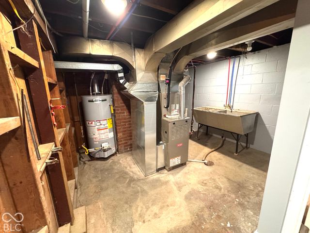 18 N Pershing Avenue, Indianapolis, IN 46222