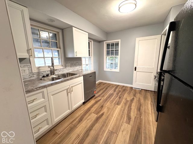 18 N Pershing Avenue, Indianapolis, IN 46222