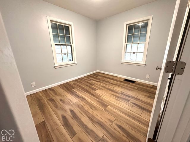 18 N Pershing Avenue, Indianapolis, IN 46222