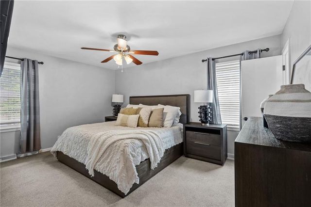 9627 Windsor Street, Overland Park, KS 66206