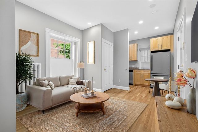 55 Magazine St. 18, Cambridge, MA 02139