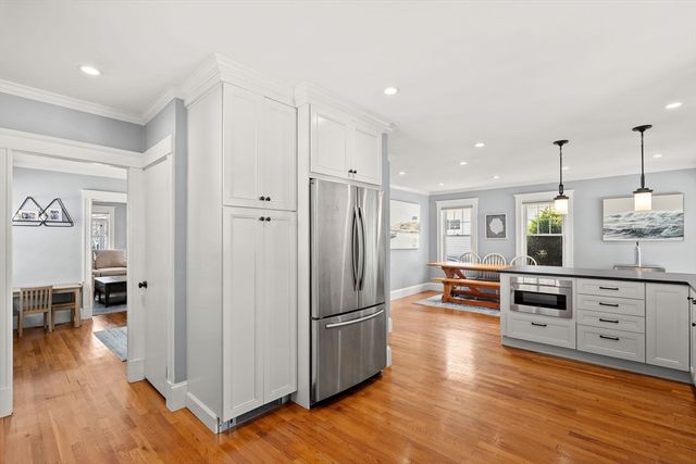 20 Carle Road, Quincy, MA 02170