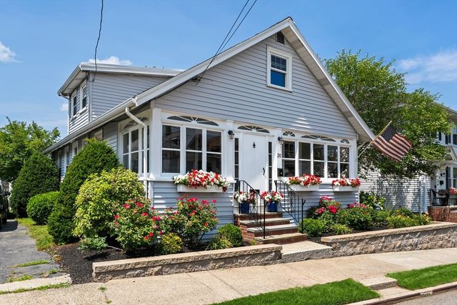 20 Carle Road, Quincy, MA 02170