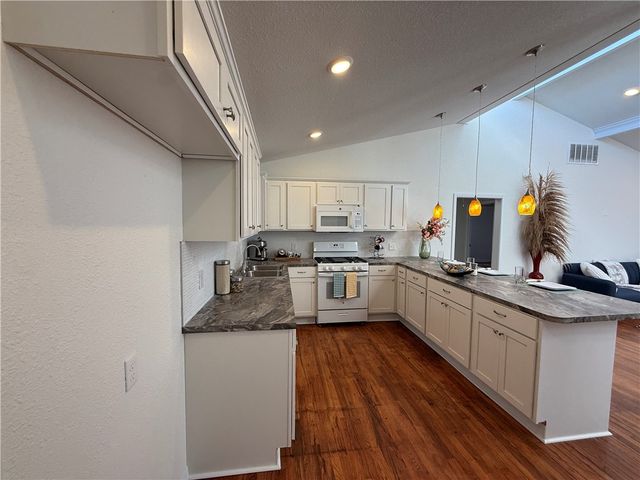 1406 OLIVE, Rogers, AR 72756