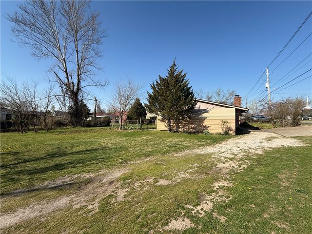 1406 W OLIVE, Rogers, AR 72756