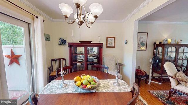 16601 BRIARDALE RD, Rockville, MD 20855