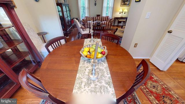 16601 BRIARDALE RD, Rockville, MD 20855