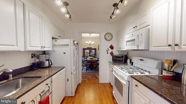 16601 BRIARDALE RD, Rockville, MD 20855