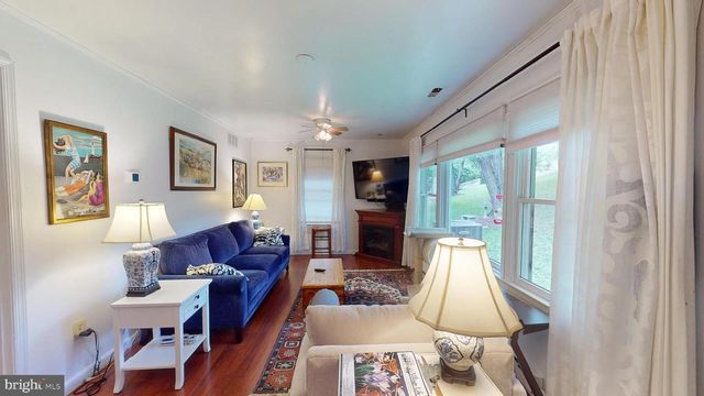 16601 BRIARDALE RD, Rockville, MD 20855