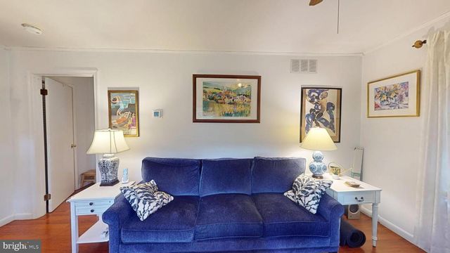 16601 BRIARDALE RD, Rockville, MD 20855