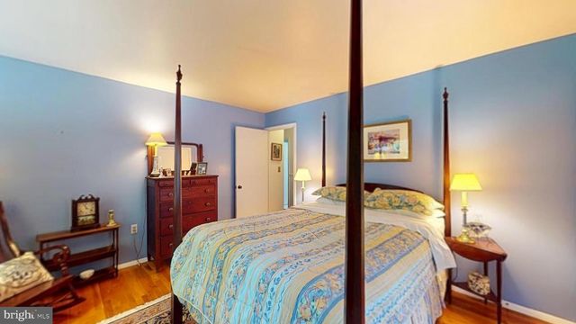 16601 BRIARDALE RD, Rockville, MD 20855