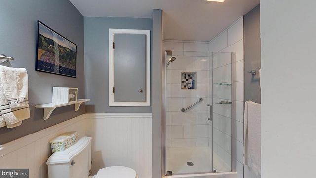 16601 BRIARDALE RD, Rockville, MD 20855