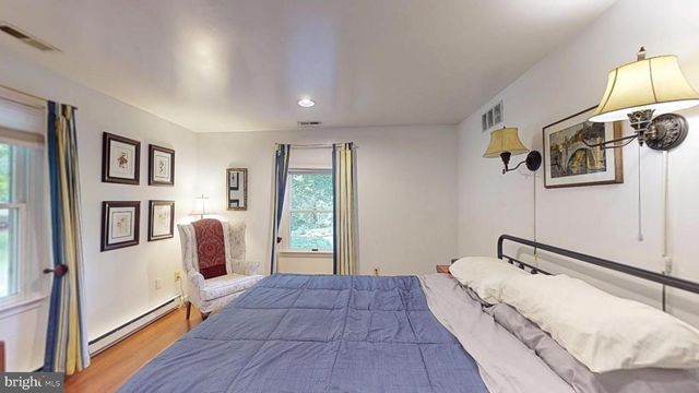 16601 BRIARDALE RD, Rockville, MD 20855