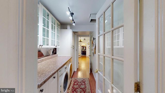 16601 BRIARDALE RD, Rockville, MD 20855
