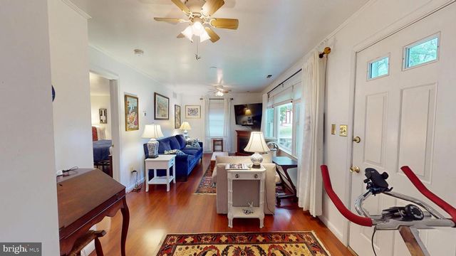 16601 BRIARDALE RD, Rockville, MD 20855