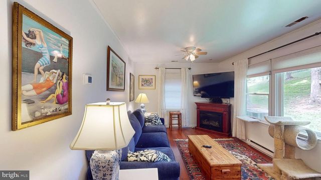 16601 BRIARDALE RD, Rockville, MD 20855