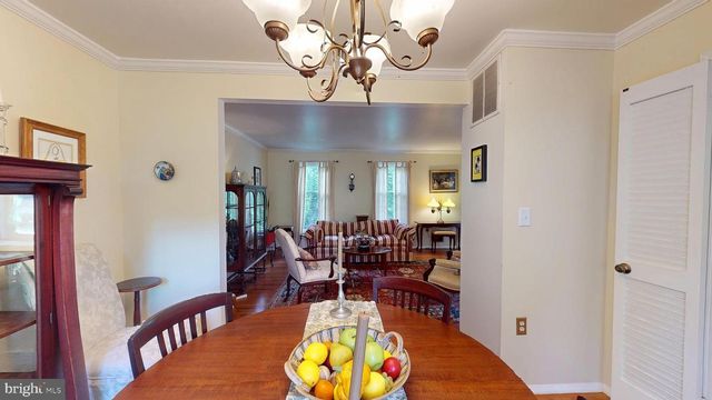 16601 BRIARDALE RD, Rockville, MD 20855