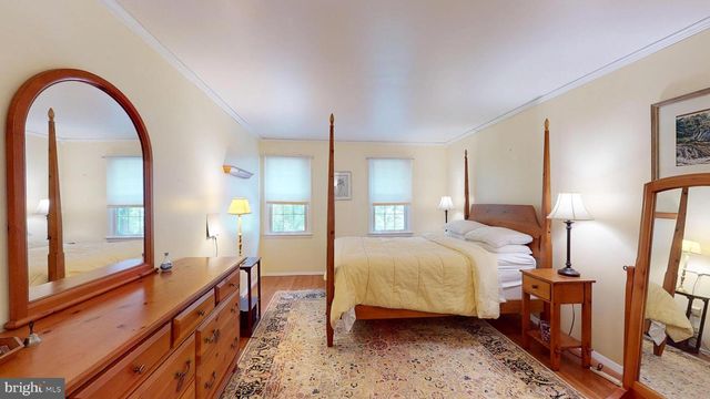 16601 BRIARDALE RD, Rockville, MD 20855