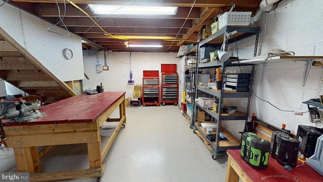16601 BRIARDALE RD, Rockville, MD 20855