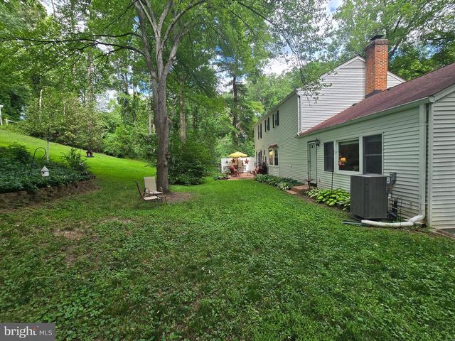 16601 BRIARDALE RD, Rockville, MD 20855