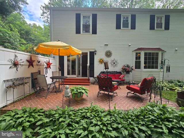 16601 BRIARDALE RD, Rockville, MD 20855