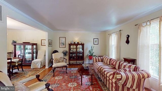 16601 BRIARDALE RD, Rockville, MD 20855