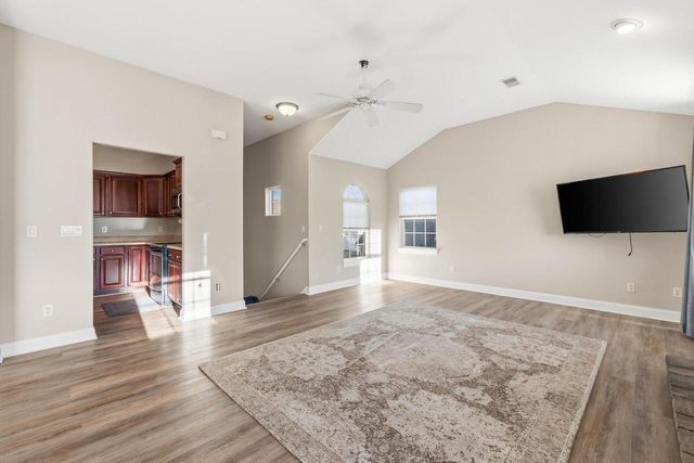 1799 Woodland WAY, Slinger, WI 53086