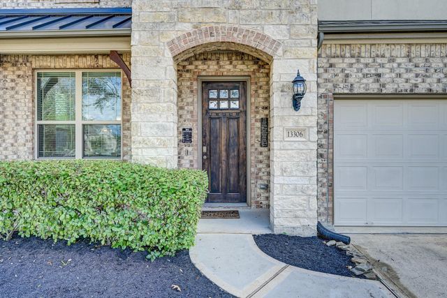 13306 Bardwall Lake Court, Houston, TX 77044