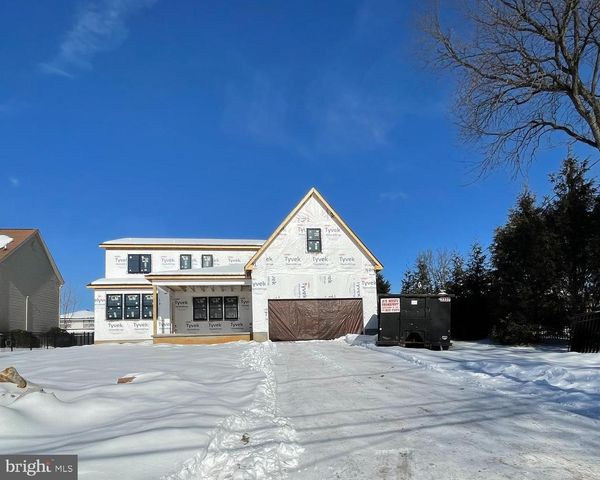 420 CEDAR AVE, Hershey, PA 17033