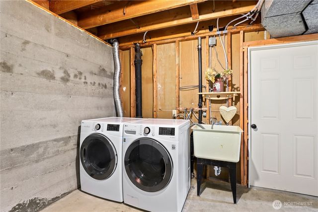157 Summit Avenue, Fircrest, WA 98466